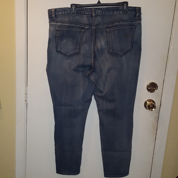 Plus size jeans - Picture 6 of 7